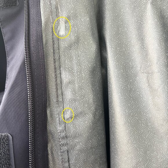 Lands' End Women's Rain Jacket Size Medium 10-12 Hooded Navy Blue - Picture 8 of 11